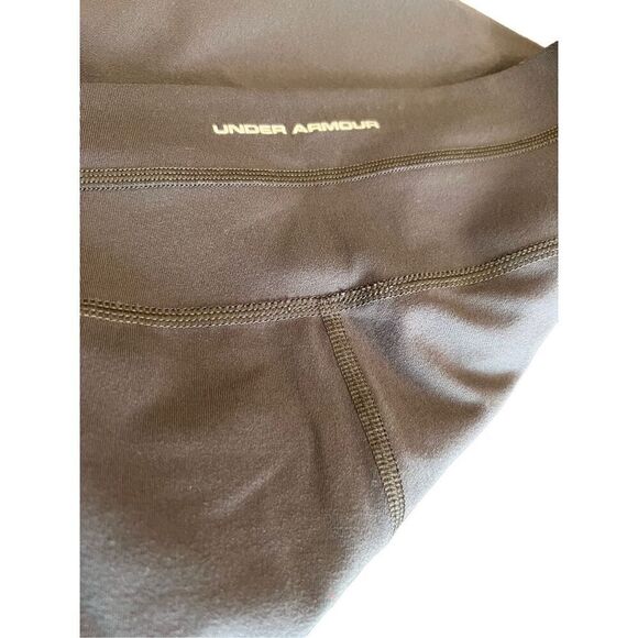 UNDER ARMOUR capri athletic Pants size Medium - Picture 6 of 9